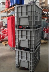 Muovisäiliö pyöräalustalla 300 L